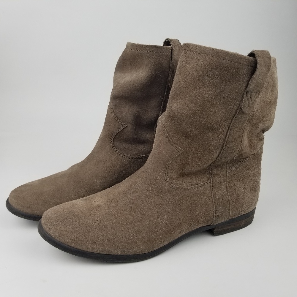 Vince Camuto Slouchy Suede Boots Size 10M